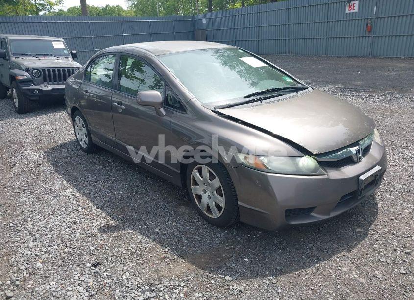 2010 Honda Civic LX (VIN 2HGFA1F56AH559535) main photo