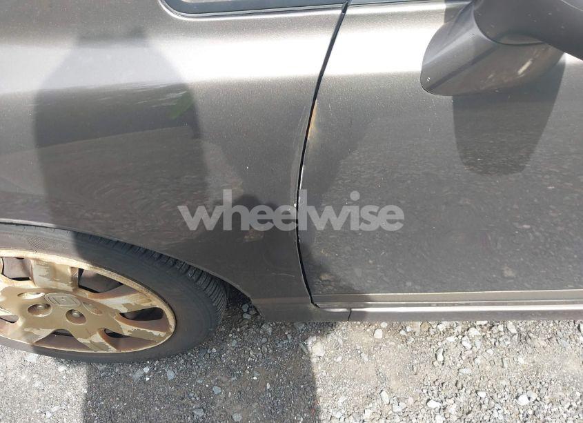 Photo 13 of 2010 Honda Civic LX (VIN 2HGFA1F56AH559535)