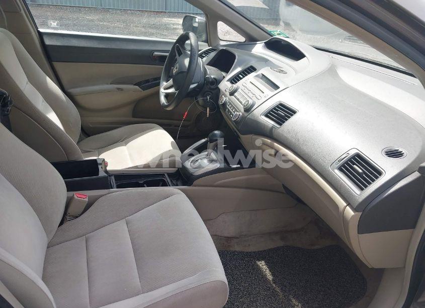 Photo 5 of 2010 Honda Civic LX (VIN 2HGFA1F56AH559535)