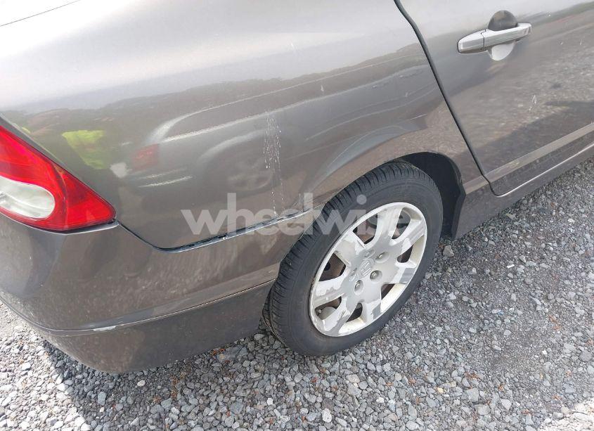 Photo 6 of 2010 Honda Civic LX (VIN 2HGFA1F56AH559535)