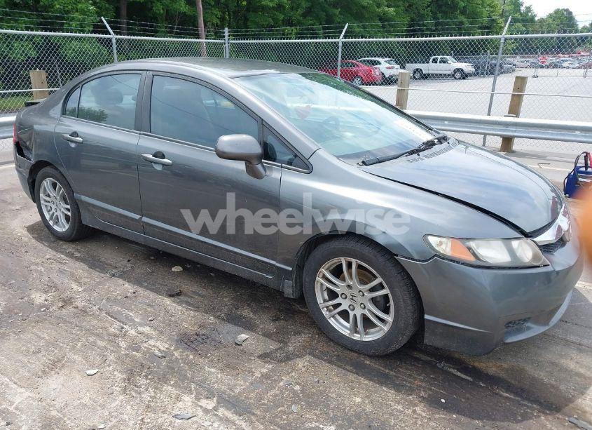 2010 Honda Civic LX (VIN 2HGFA1F56AH576996) main photo