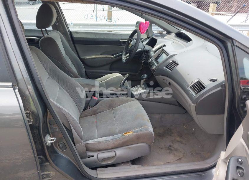 Photo 5 of 2010 Honda Civic LX (VIN 2HGFA1F56AH576996)