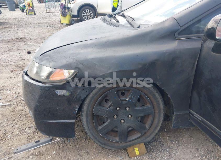 Photo 6 of 2010 Honda Civic LX (VIN 2HGFA1F56AH584497)