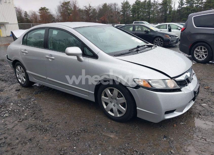 2011 Honda Civic LX (VIN 2HGFA1F56BH300254) main photo