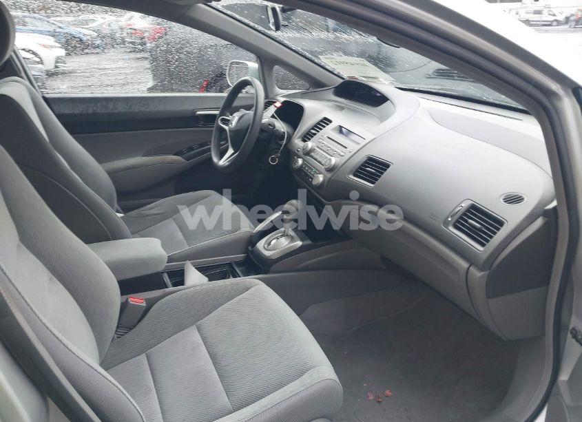 Photo 5 of 2011 Honda Civic LX (VIN 2HGFA1F56BH300254)