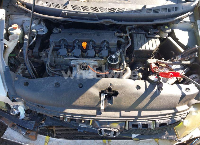 Photo 10 of 2011 Honda Civic LX (VIN 2HGFA1F56BH303820)