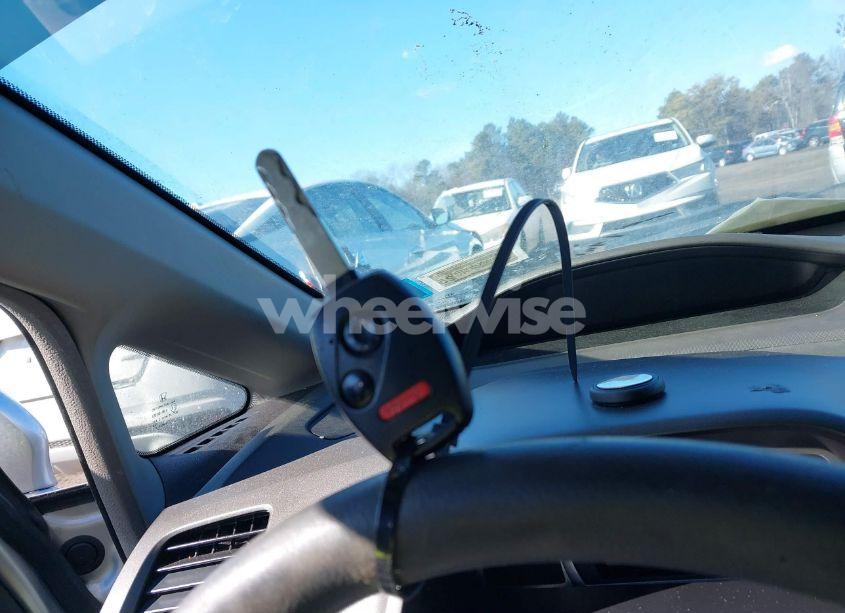 Photo 11 of 2011 Honda Civic LX (VIN 2HGFA1F56BH303820)