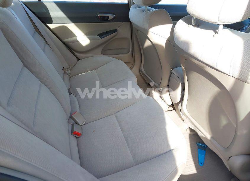 Photo 8 of 2011 Honda Civic LX (VIN 2HGFA1F56BH518923)