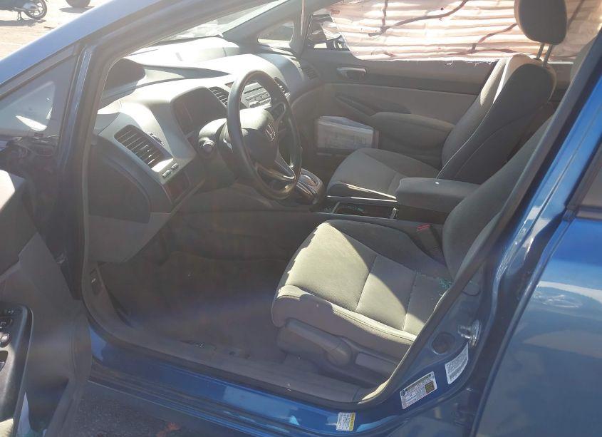 Photo 5 of 2011 Honda Civic LX (VIN 2HGFA1F56BH545751)