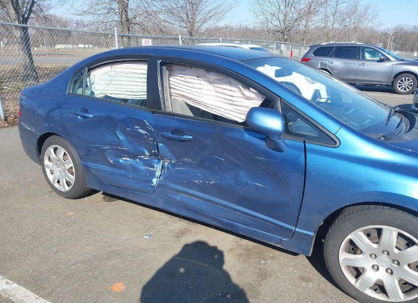 Photo 6 of 2011 Honda Civic LX (VIN 2HGFA1F56BH545751)