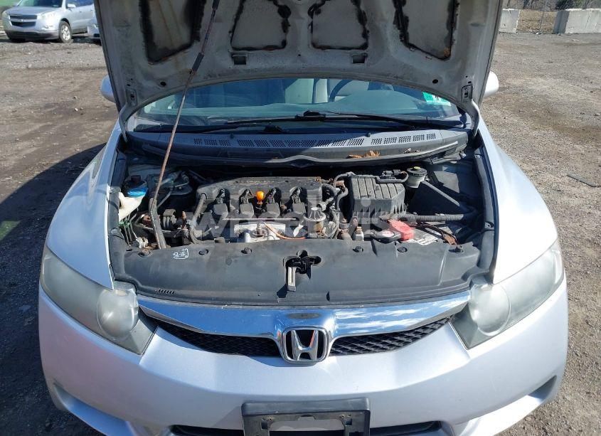 Photo 10 of 2010 Honda Civic LX (VIN 2HGFA1F57AH309981)