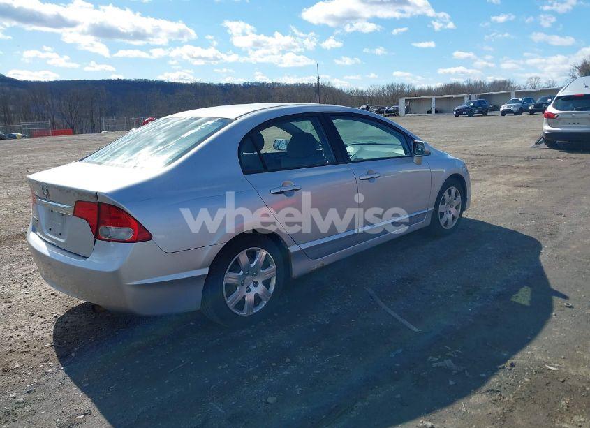 Photo 4 of 2010 Honda Civic LX (VIN 2HGFA1F57AH309981)
