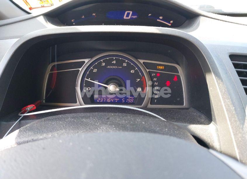 Photo 7 of 2010 Honda Civic LX (VIN 2HGFA1F57AH309981)