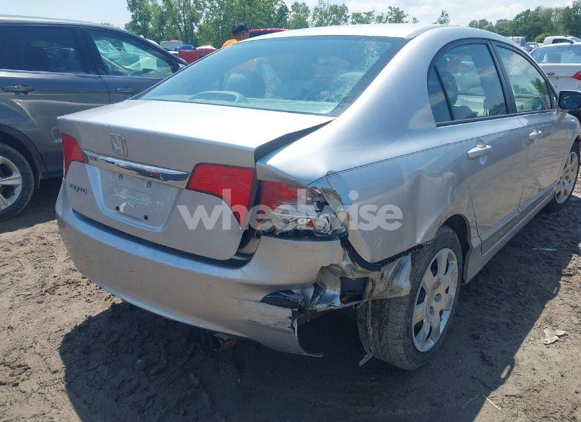 Photo 6 of 2010 Honda Civic LX (VIN 2HGFA1F57AH317031)