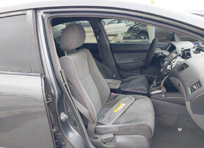 Photo 5 of 2010 Honda Civic LX (VIN 2HGFA1F57AH329129)