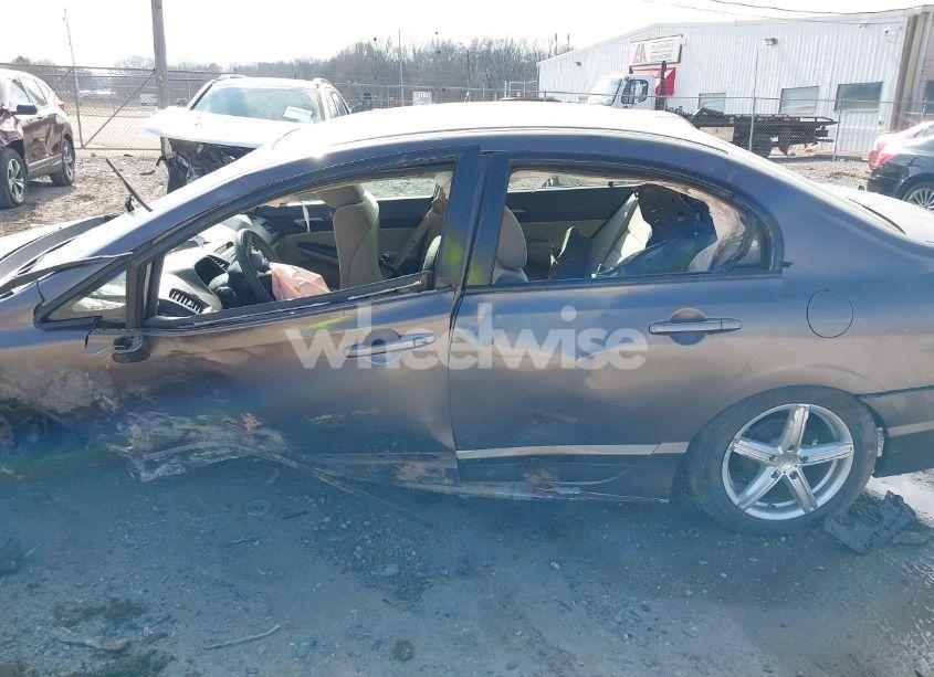 Photo 14 of 2010 Honda Civic LX (VIN 2HGFA1F57AH529038)