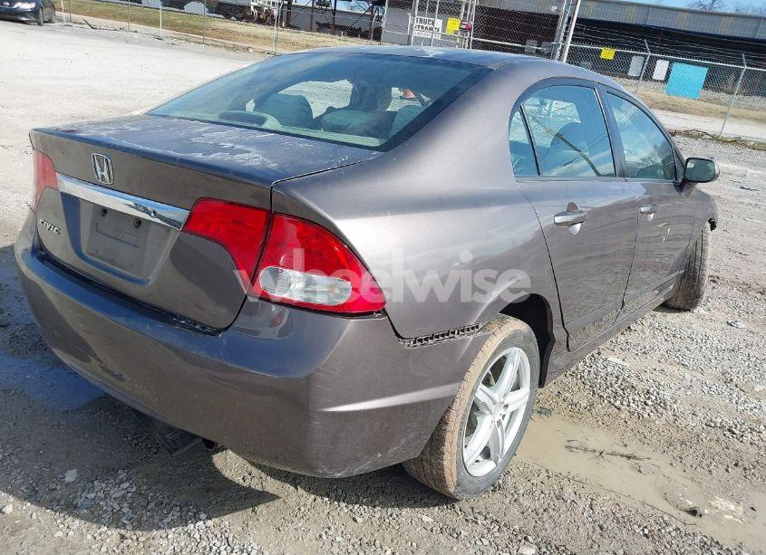 Photo 4 of 2010 Honda Civic LX (VIN 2HGFA1F57AH529038)