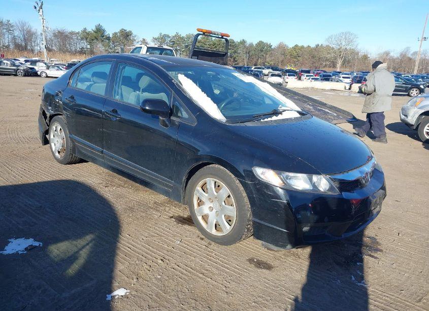 2010 Honda Civic LX (VIN 2HGFA1F57AH545532) main photo