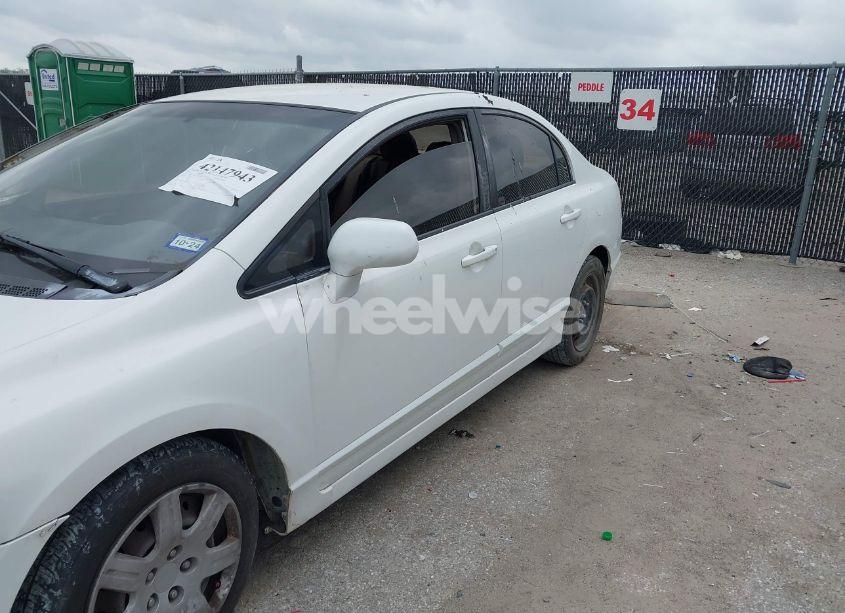 Photo 6 of 2010 Honda Civic LX (VIN 2HGFA1F57AH547670)