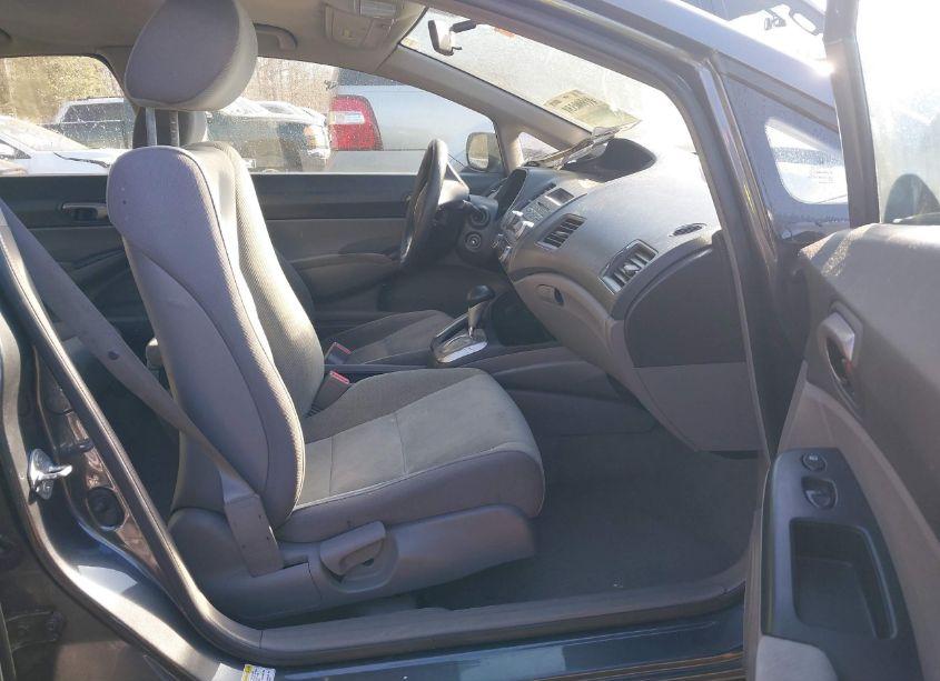 Photo 5 of 2010 Honda Civic LX (VIN 2HGFA1F57AH552853)