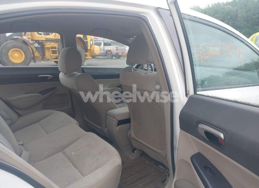 Photo 8 of 2010 Honda Civic LX (VIN 2HGFA1F57AH559592)