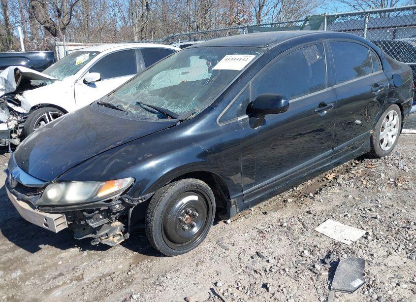 Photo 2 of 2010 Honda Civic LX (VIN 2HGFA1F57AH563447)