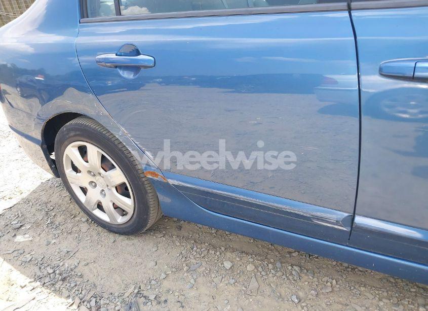 Photo 6 of 2010 Honda Civic LX (VIN 2HGFA1F57AH563559)