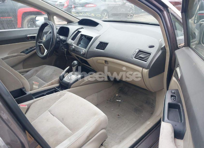 Photo 5 of 2010 Honda Civic LX (VIN 2HGFA1F57AH587067)