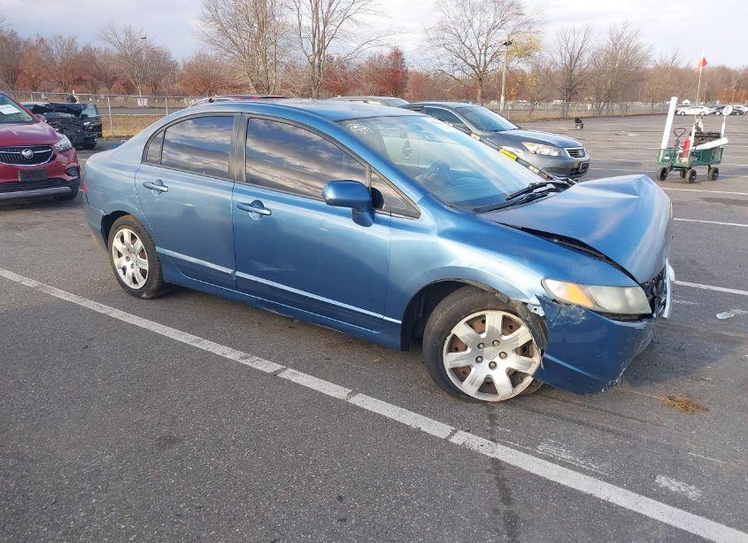 2011 Honda Civic LX (VIN 2HGFA1F57BH504755) main photo