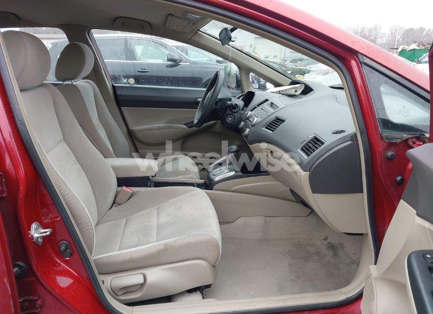 Photo 5 of 2011 Honda Civic LX (VIN 2HGFA1F57BH528490)