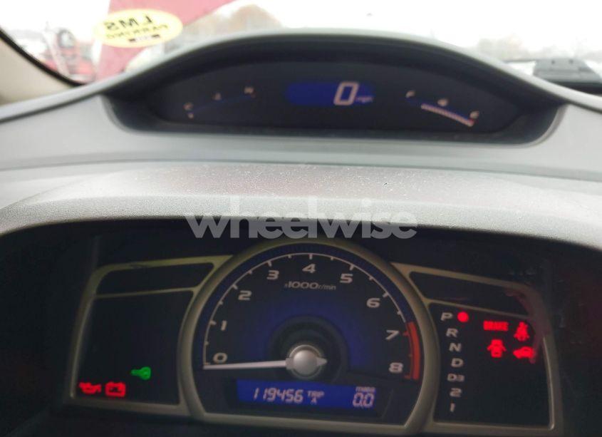 Photo 7 of 2011 Honda Civic LX (VIN 2HGFA1F57BH528490)