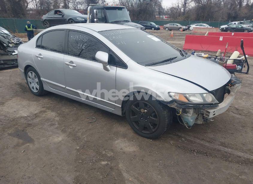 2011 Honda Civic LX (VIN 2HGFA1F57BH532989) main photo