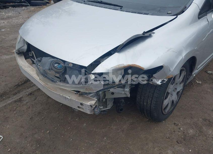 Photo 6 of 2011 Honda Civic LX (VIN 2HGFA1F57BH532989)