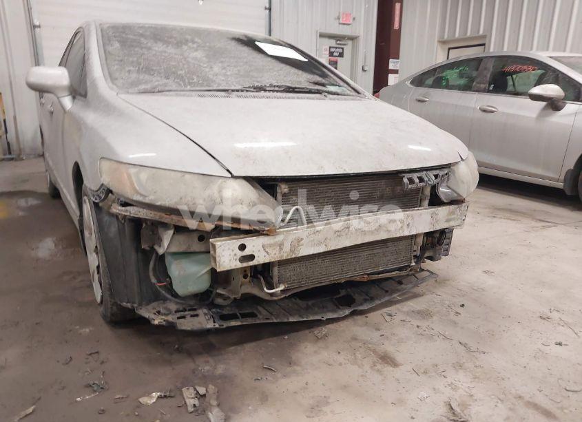 Photo 6 of 2011 Honda Civic LX (VIN 2HGFA1F57BH536184)