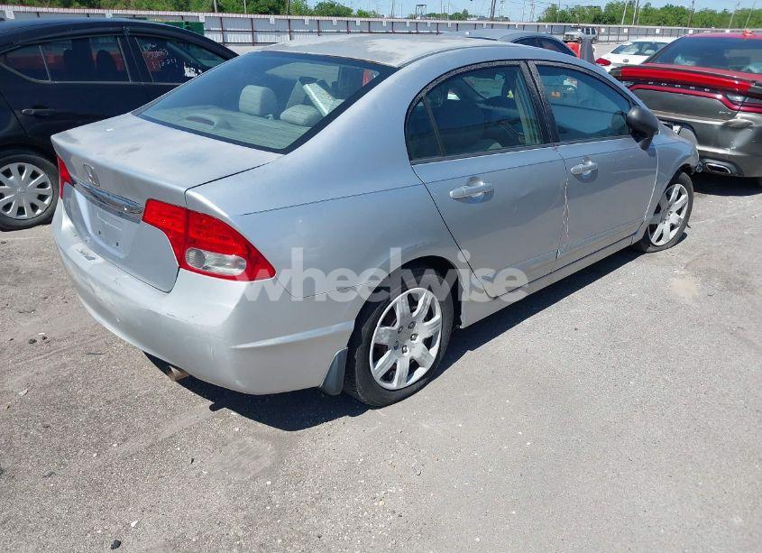 Photo 4 of 2010 Honda Civic LX (VIN 2HGFA1F58AH301999)