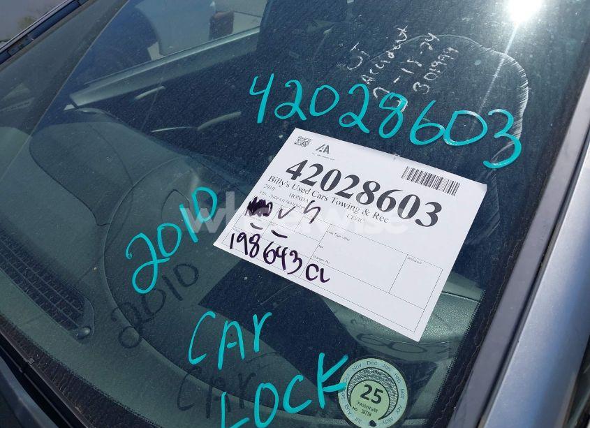 Photo 5 of 2010 Honda Civic LX (VIN 2HGFA1F58AH301999)