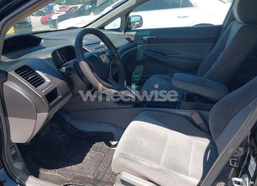 Photo 5 of 2010 Honda Civic LX (VIN 2HGFA1F58AH302067)