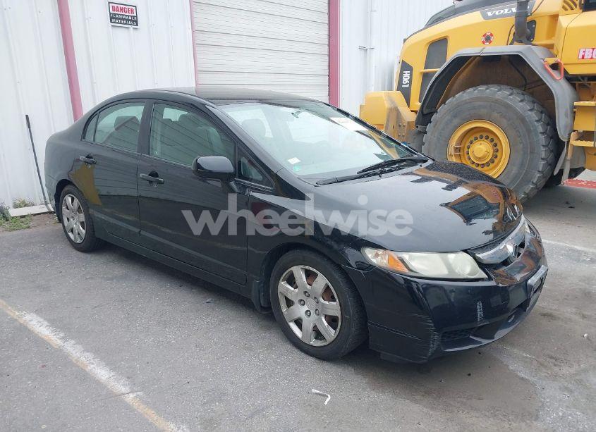2010 Honda Civic LX (VIN 2HGFA1F58AH321072) main photo