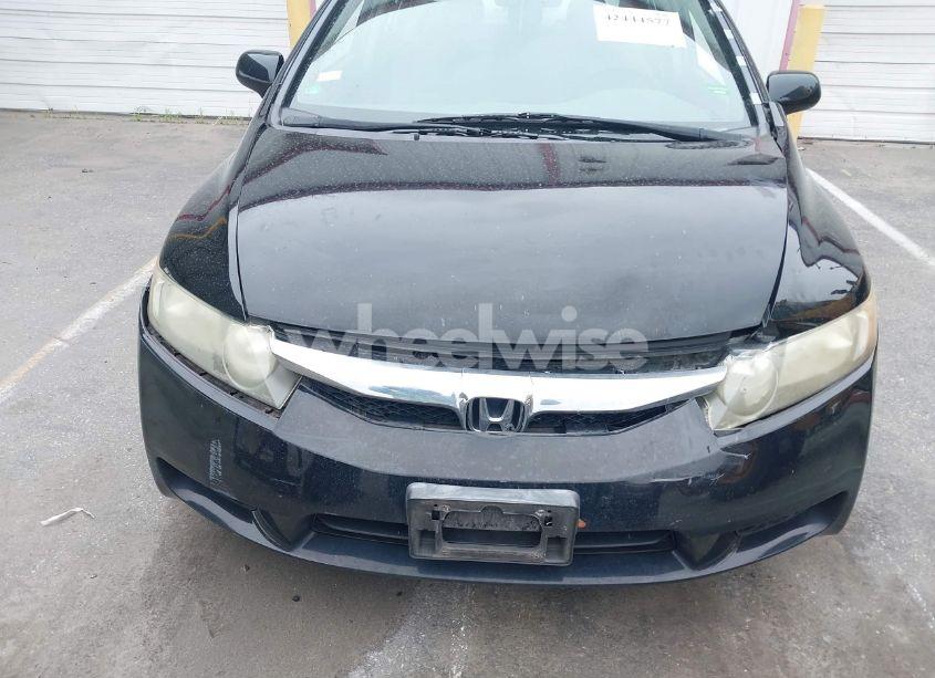 Photo 6 of 2010 Honda Civic LX (VIN 2HGFA1F58AH321072)