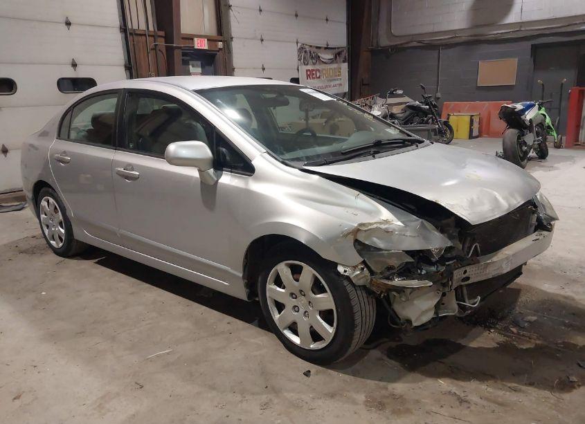 2010 Honda Civic LX (VIN 2HGFA1F58AH330516) main photo