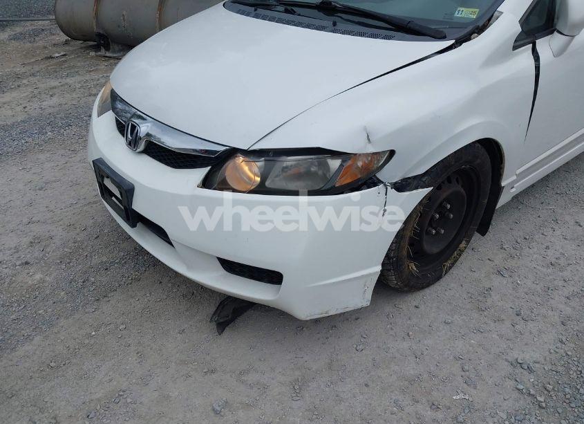 Photo 6 of 2010 Honda Civic LX (VIN 2HGFA1F58AH501541)