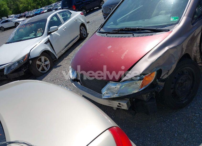 Photo 13 of 2010 Honda Civic LX (VIN 2HGFA1F58AH530540)