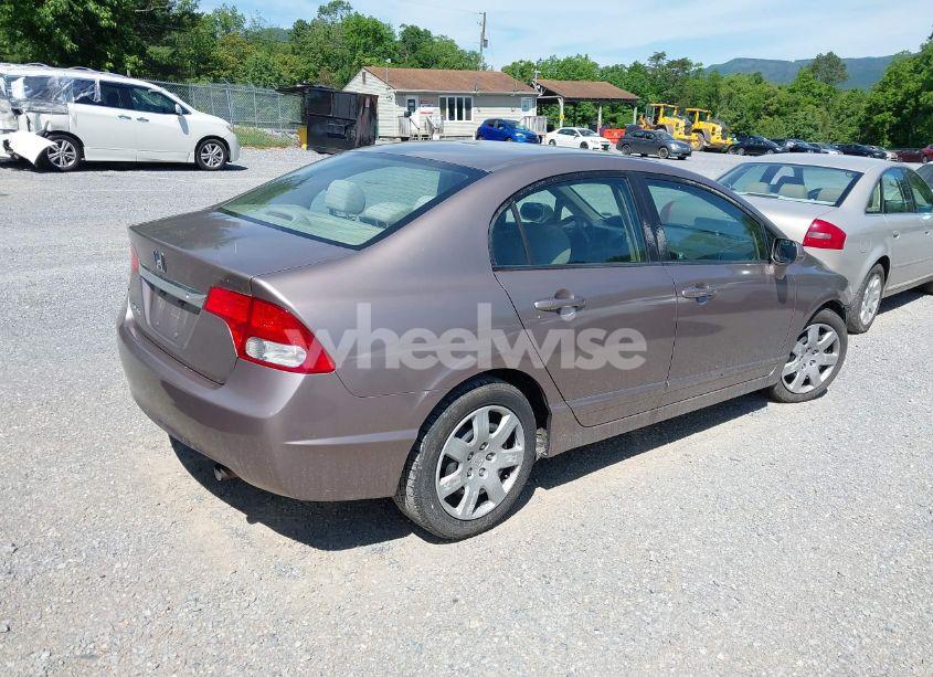 Photo 4 of 2010 Honda Civic LX (VIN 2HGFA1F58AH530540)