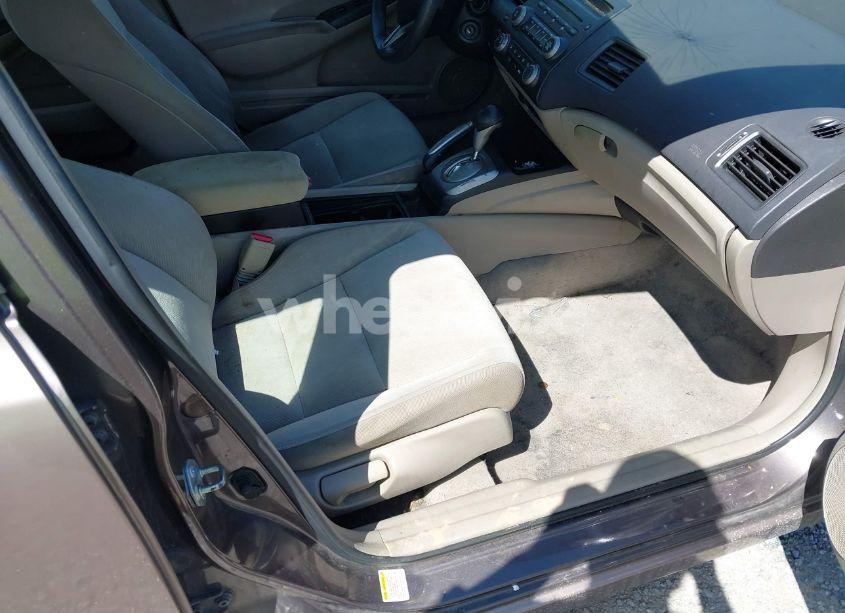 Photo 5 of 2010 Honda Civic LX (VIN 2HGFA1F58AH530540)