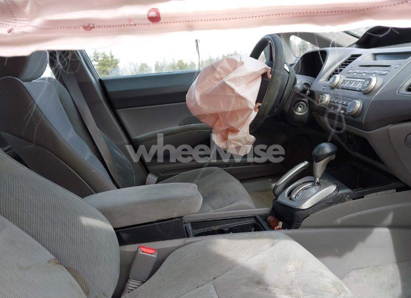 Photo 5 of 2010 Honda Civic LX (VIN 2HGFA1F58AH545913)