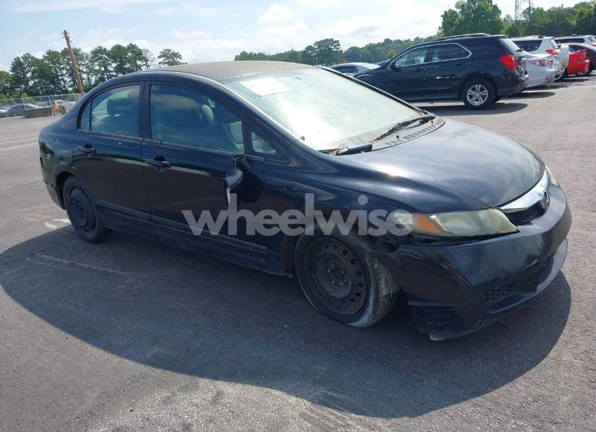 2010 Honda Civic LX (VIN 2HGFA1F58AH547483) main photo