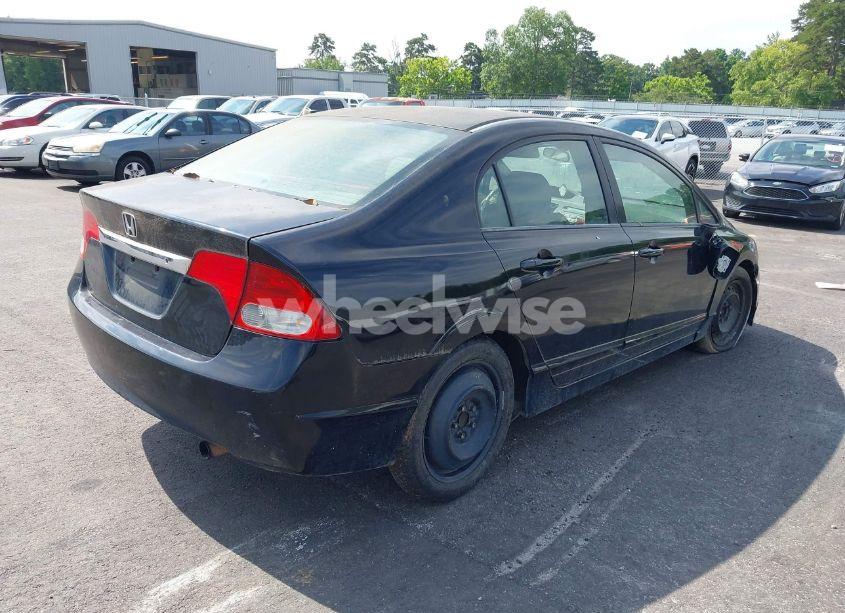 Photo 4 of 2010 Honda Civic LX (VIN 2HGFA1F58AH547483)