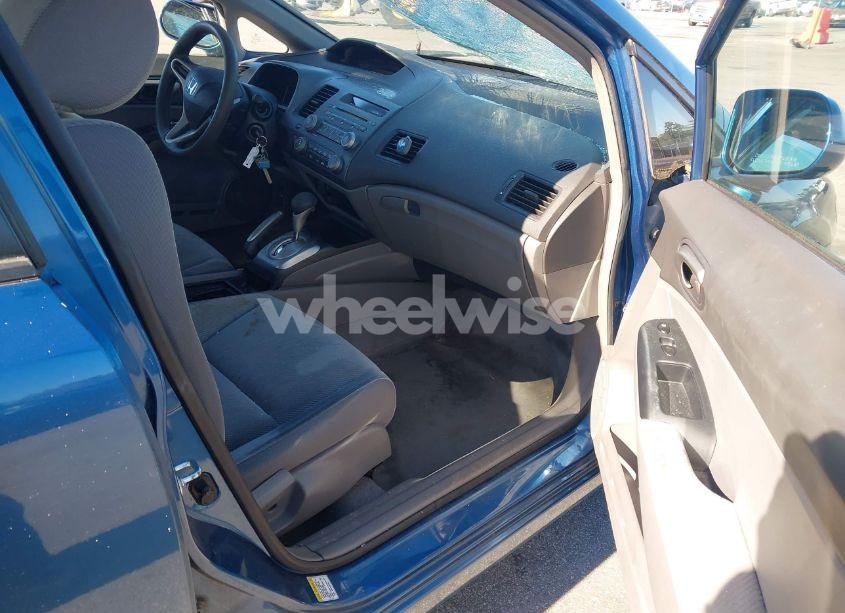 Photo 5 of 2010 Honda Civic LX (VIN 2HGFA1F58AH566891)