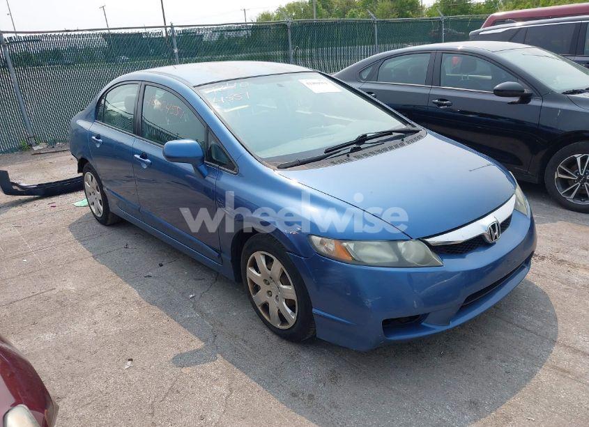 2010 Honda Civic LX (VIN 2HGFA1F58AH570696) main photo