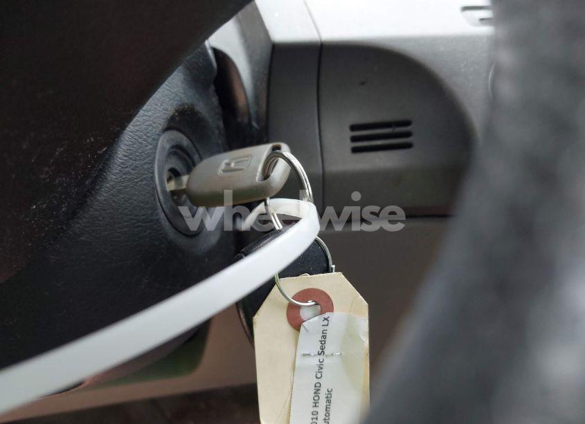 Photo 11 of 2010 Honda Civic LX (VIN 2HGFA1F58AH570696)